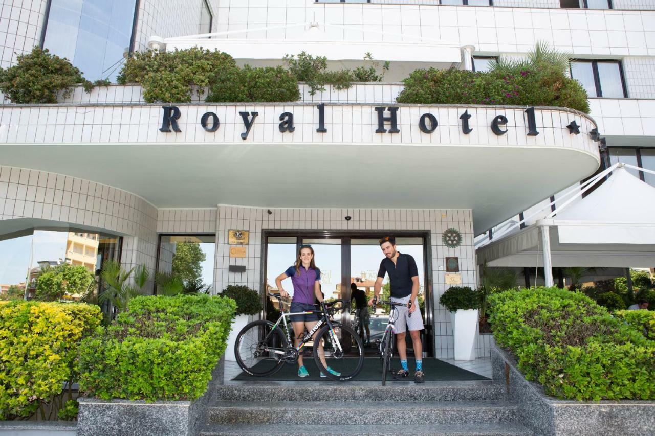 Hotel Royal Фермо Экстерьер фото